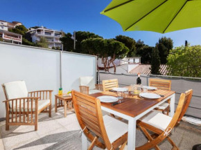 Apartment Grifeu-4 by Interhome